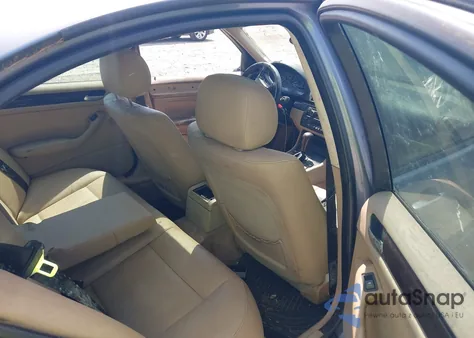 2002 BMW 325Xi from USA, damaged, VIN WBAEU334X2PF67076